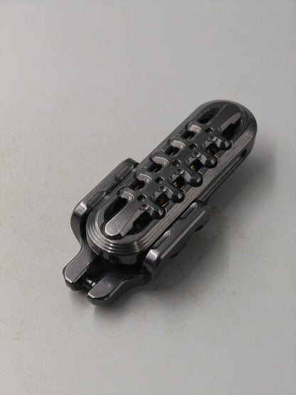 EXOSKELETON Zirconium