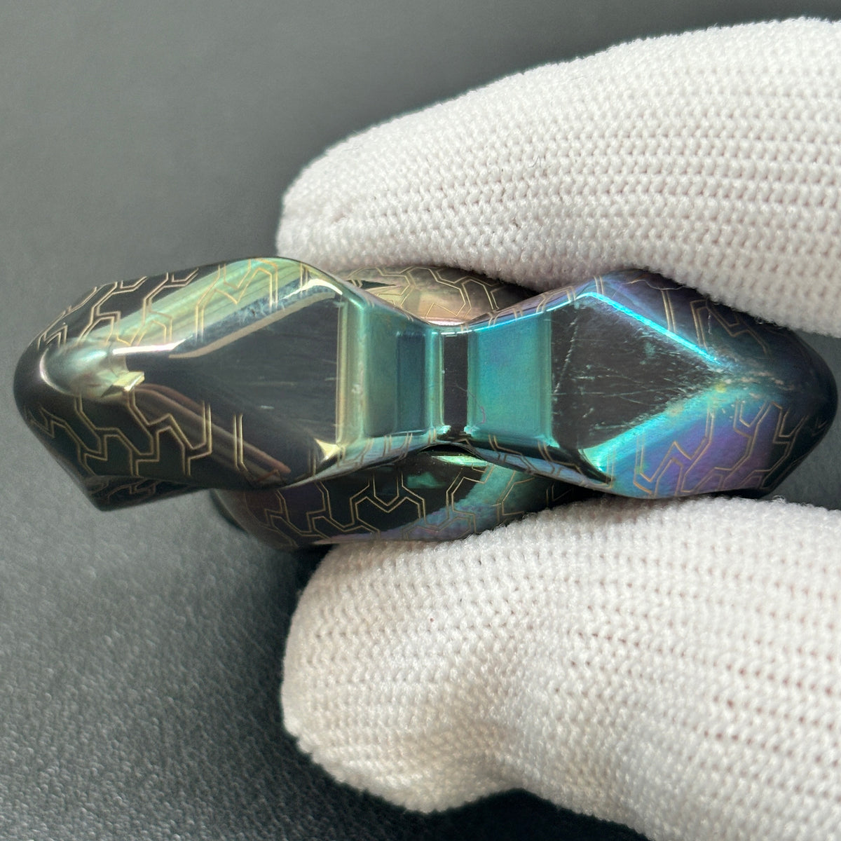 Feather Zirconium Oil Slick
