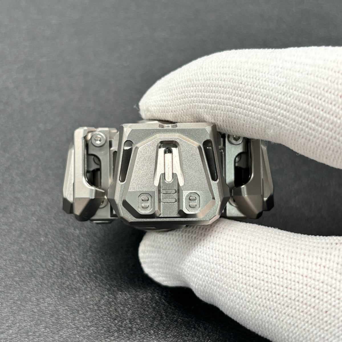 Ancient Iron Shell Opening Titanium Polished