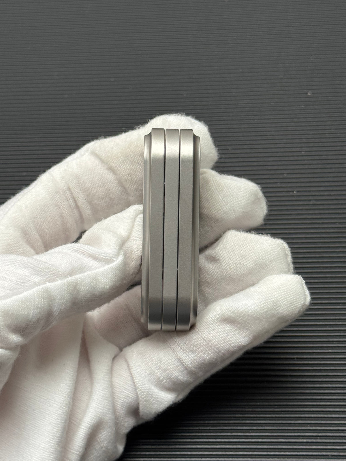 Pea Stainless Steel Stonewashed