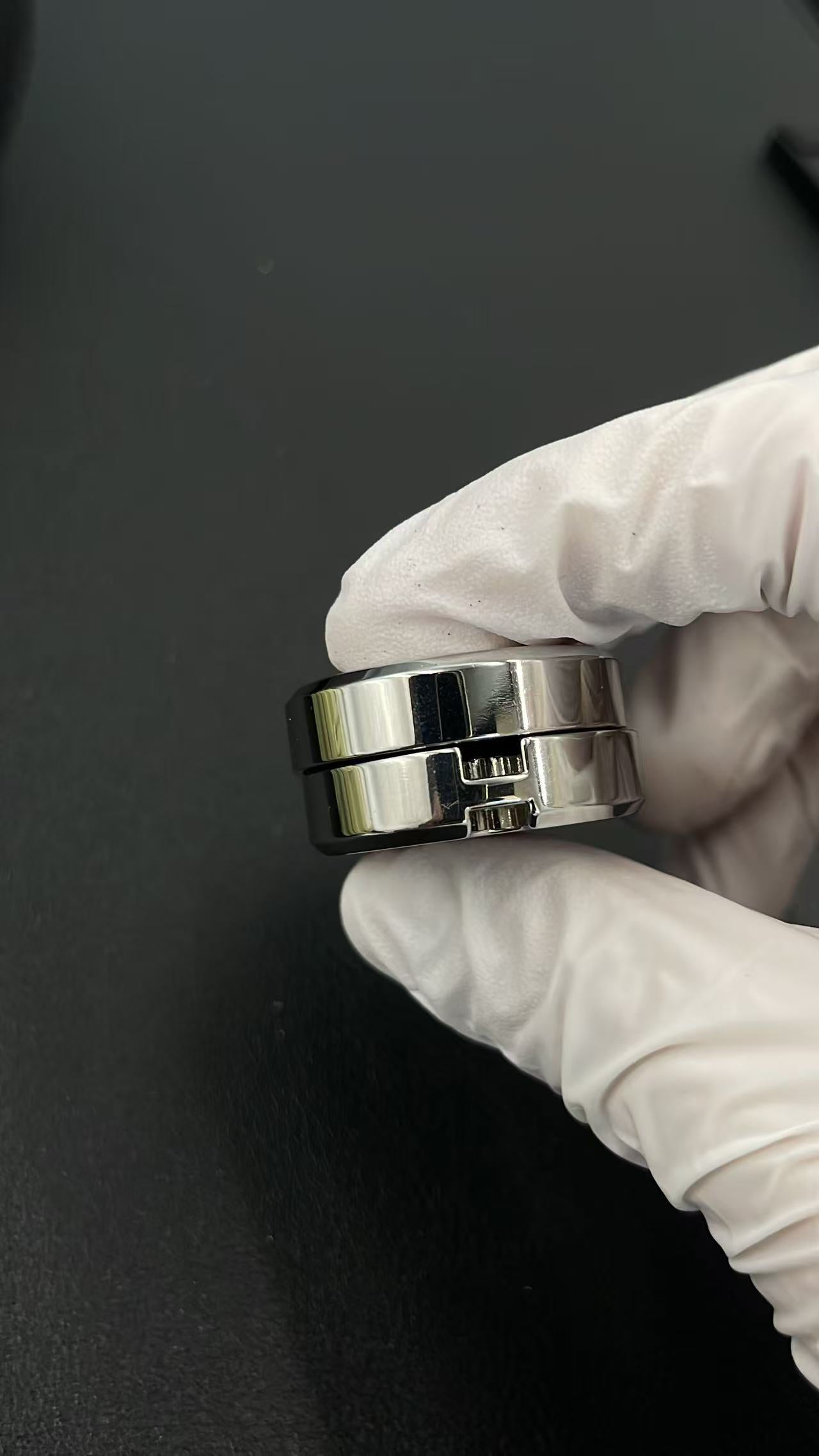 F2.9 Stainless Steel