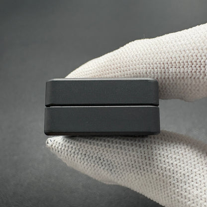 Mute Zirconium