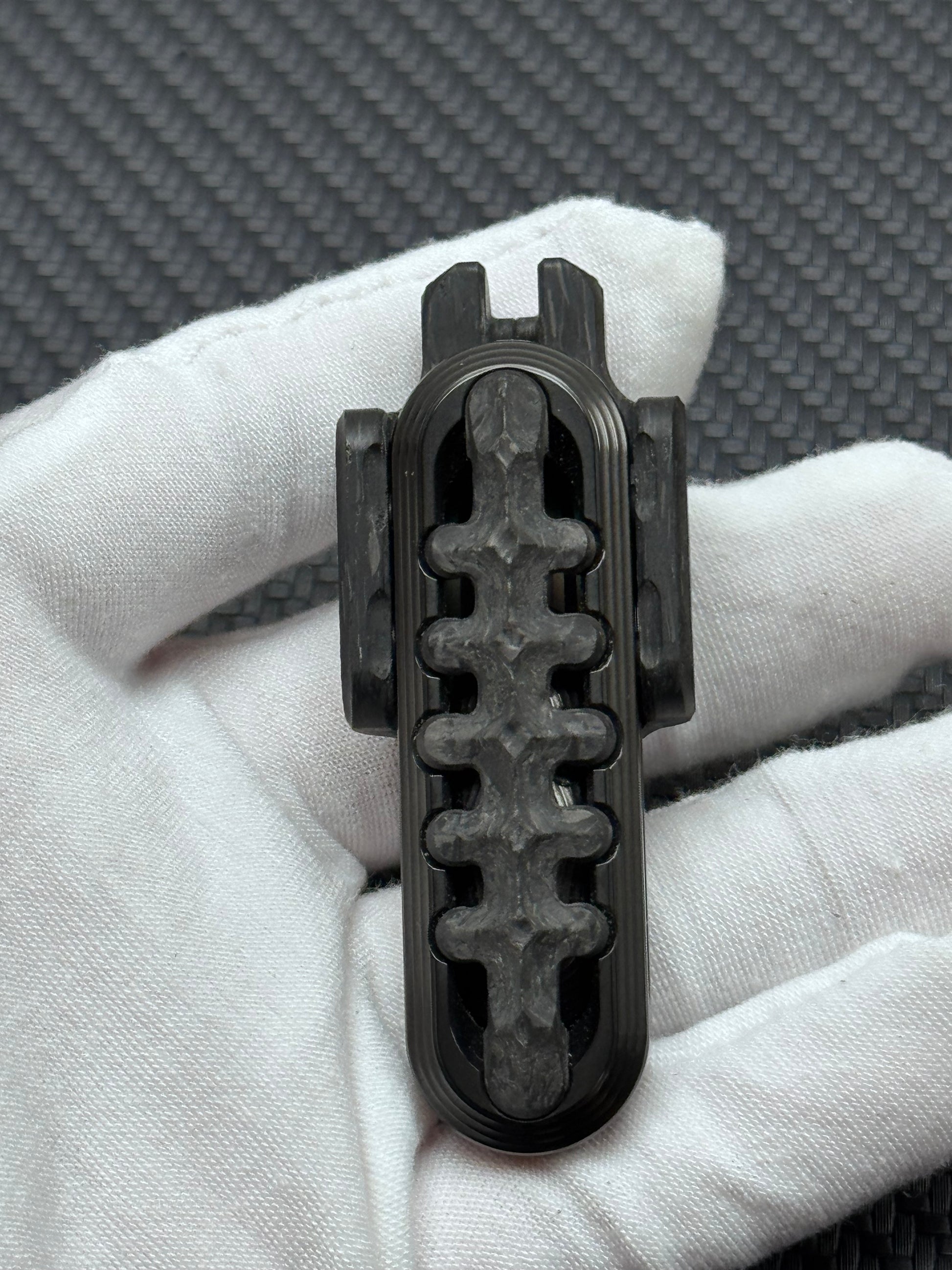 EXOSKELETON Carbon Fiber Bone Core
