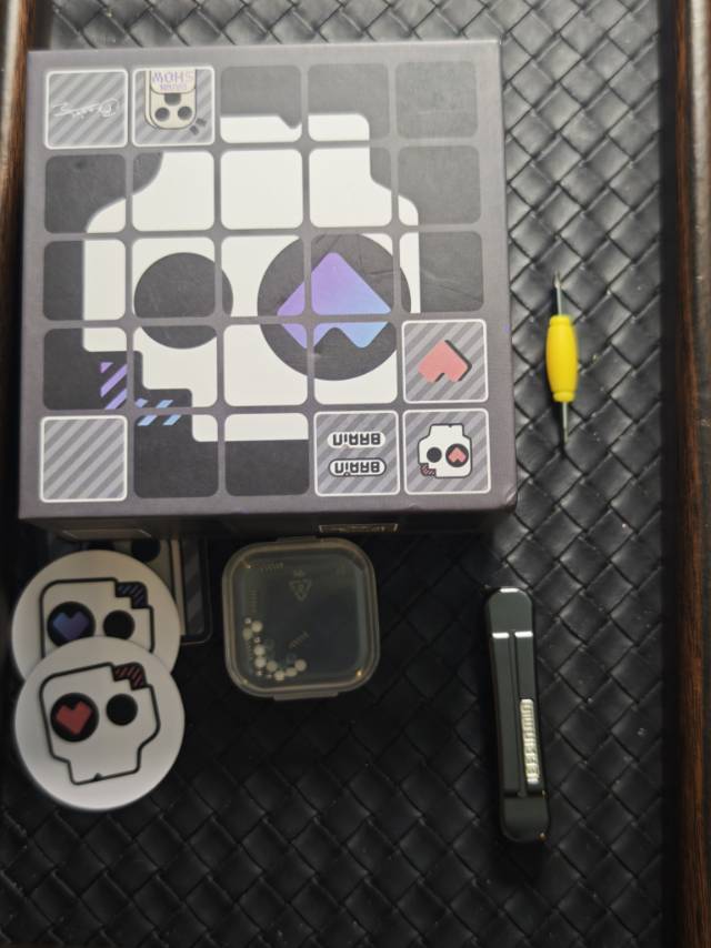 Snake Zirconium