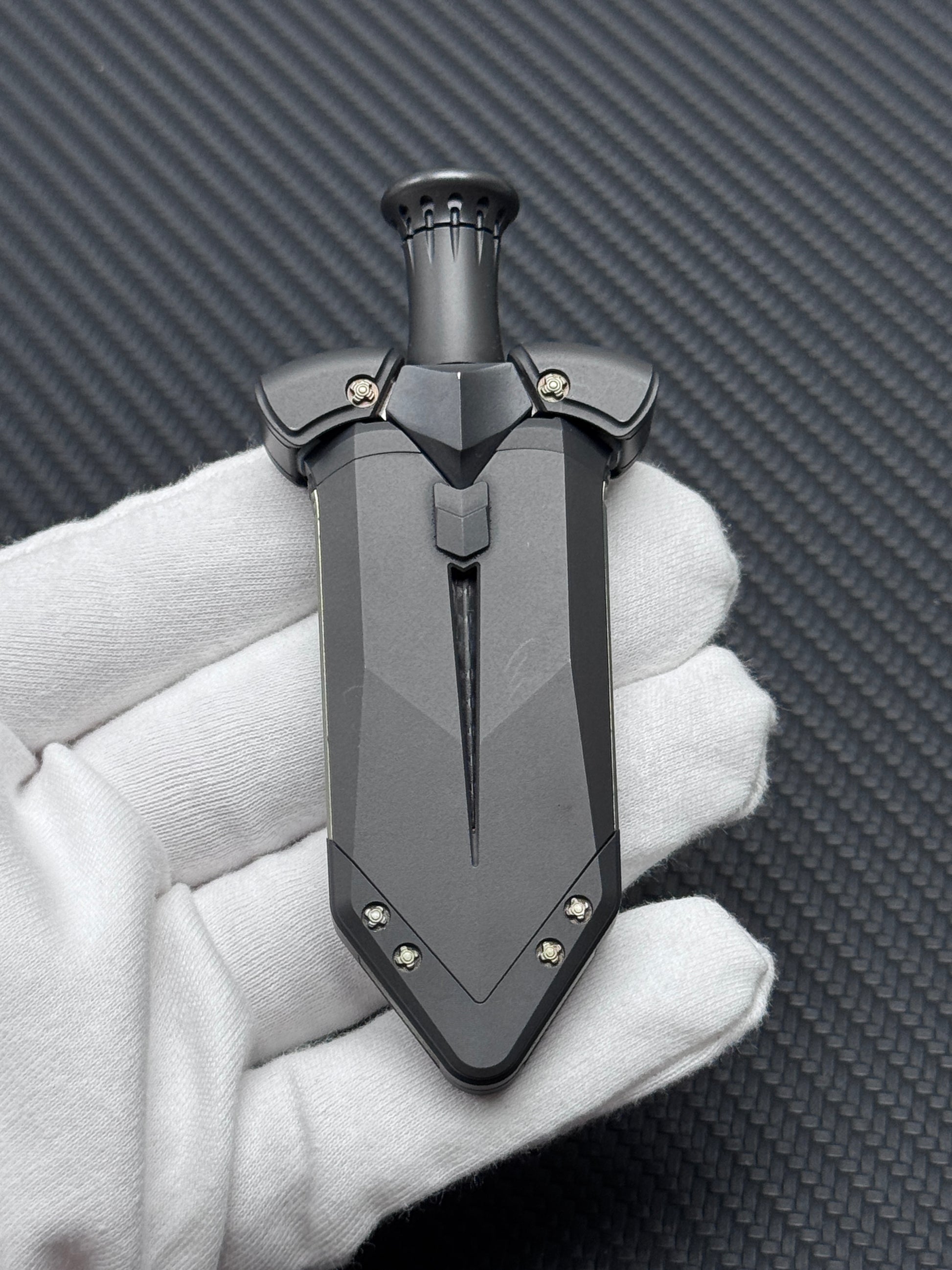 Aroundight Zirconium