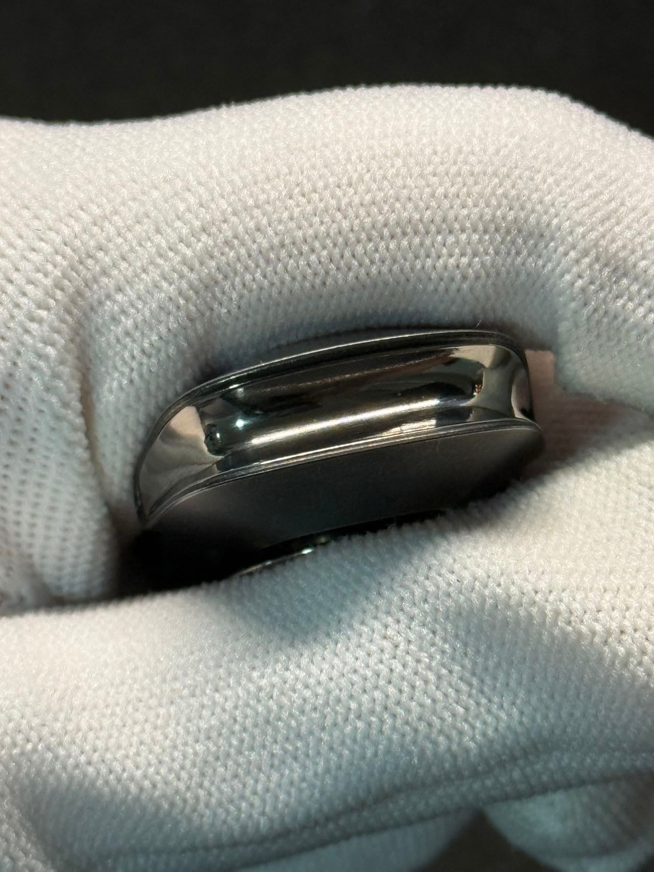 Lentic Stainless Steel