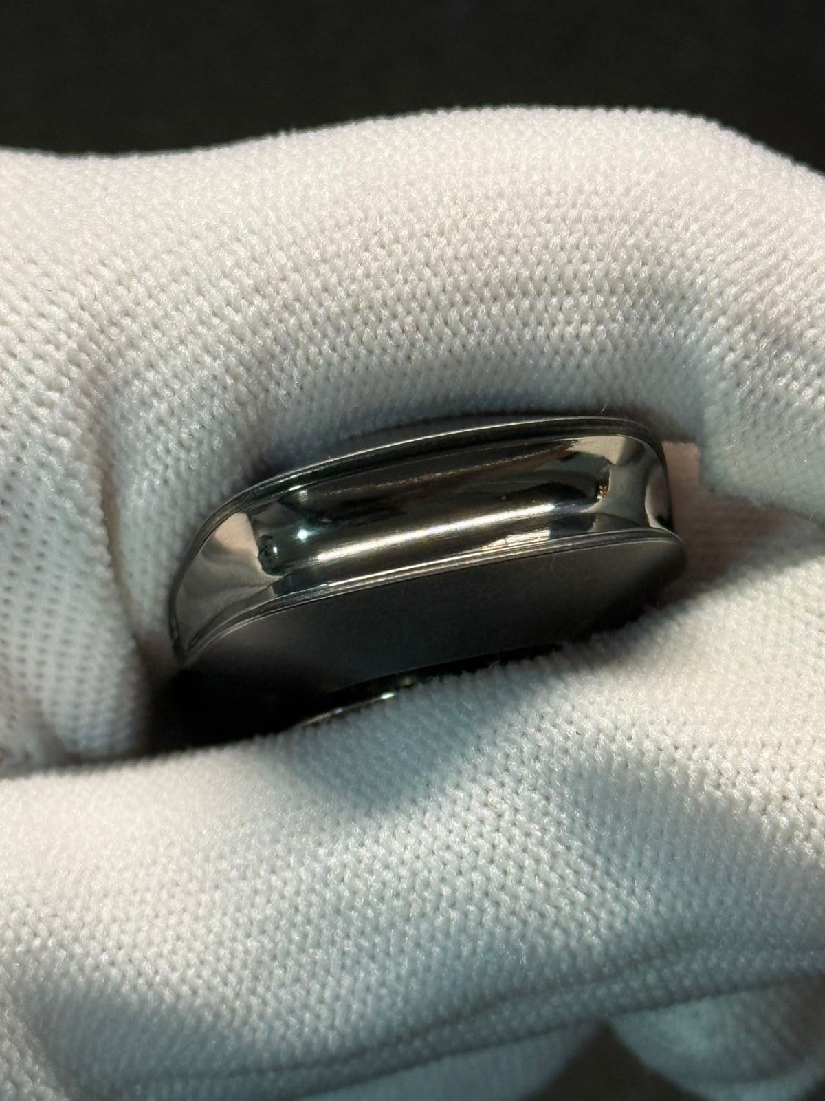 Lentic Stainless Steel