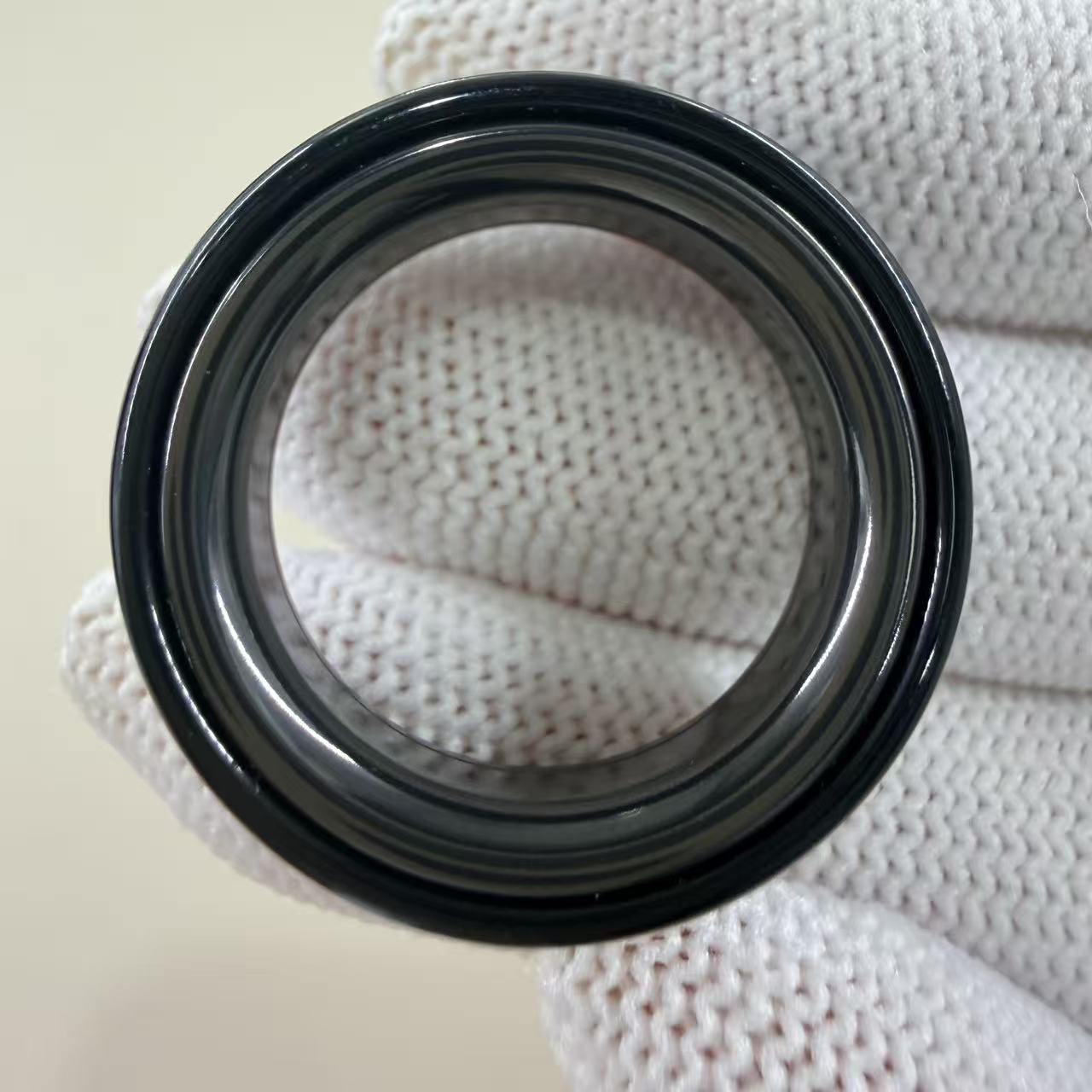 Slim Zirconium