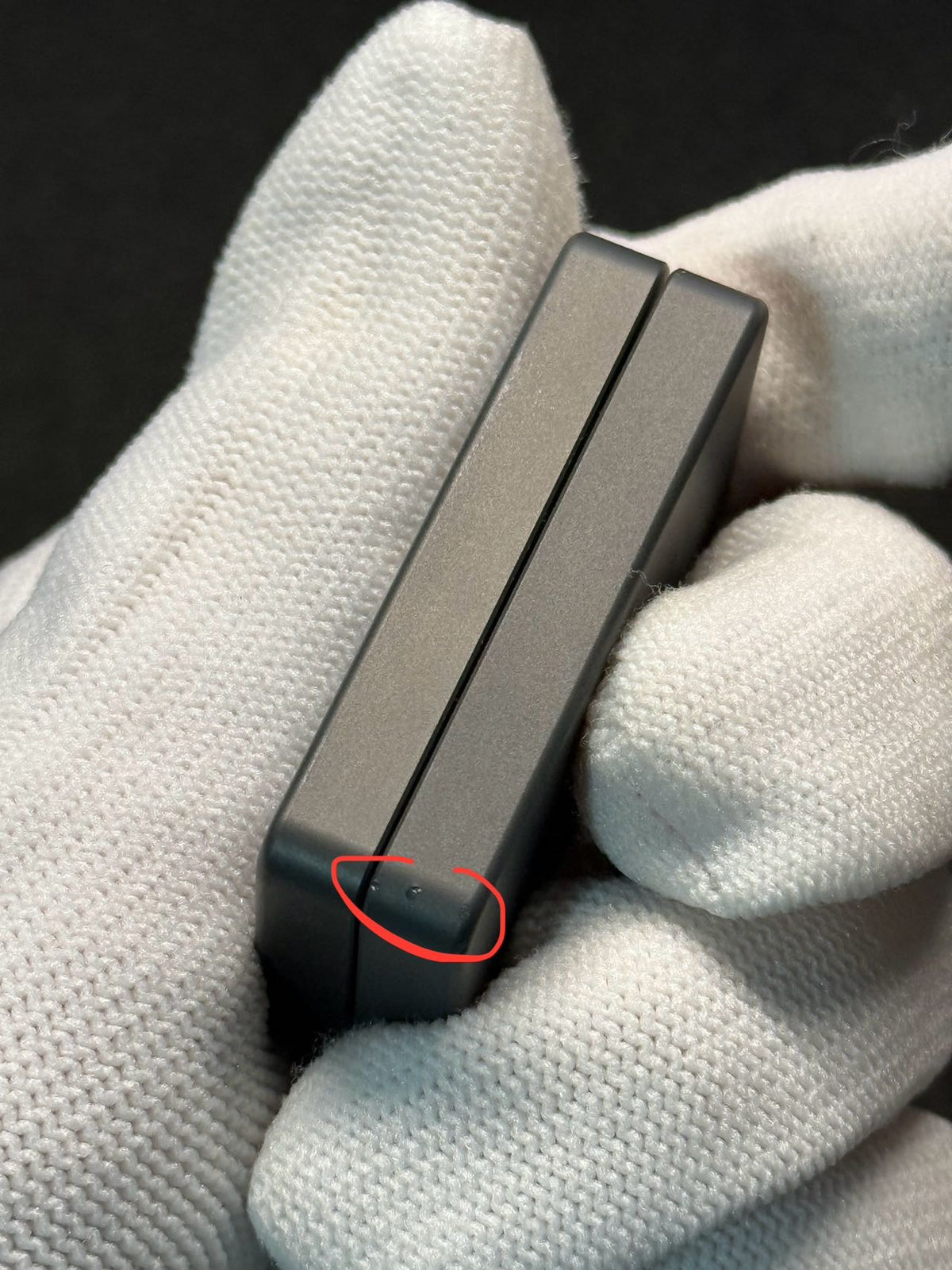 Mute Zirconium