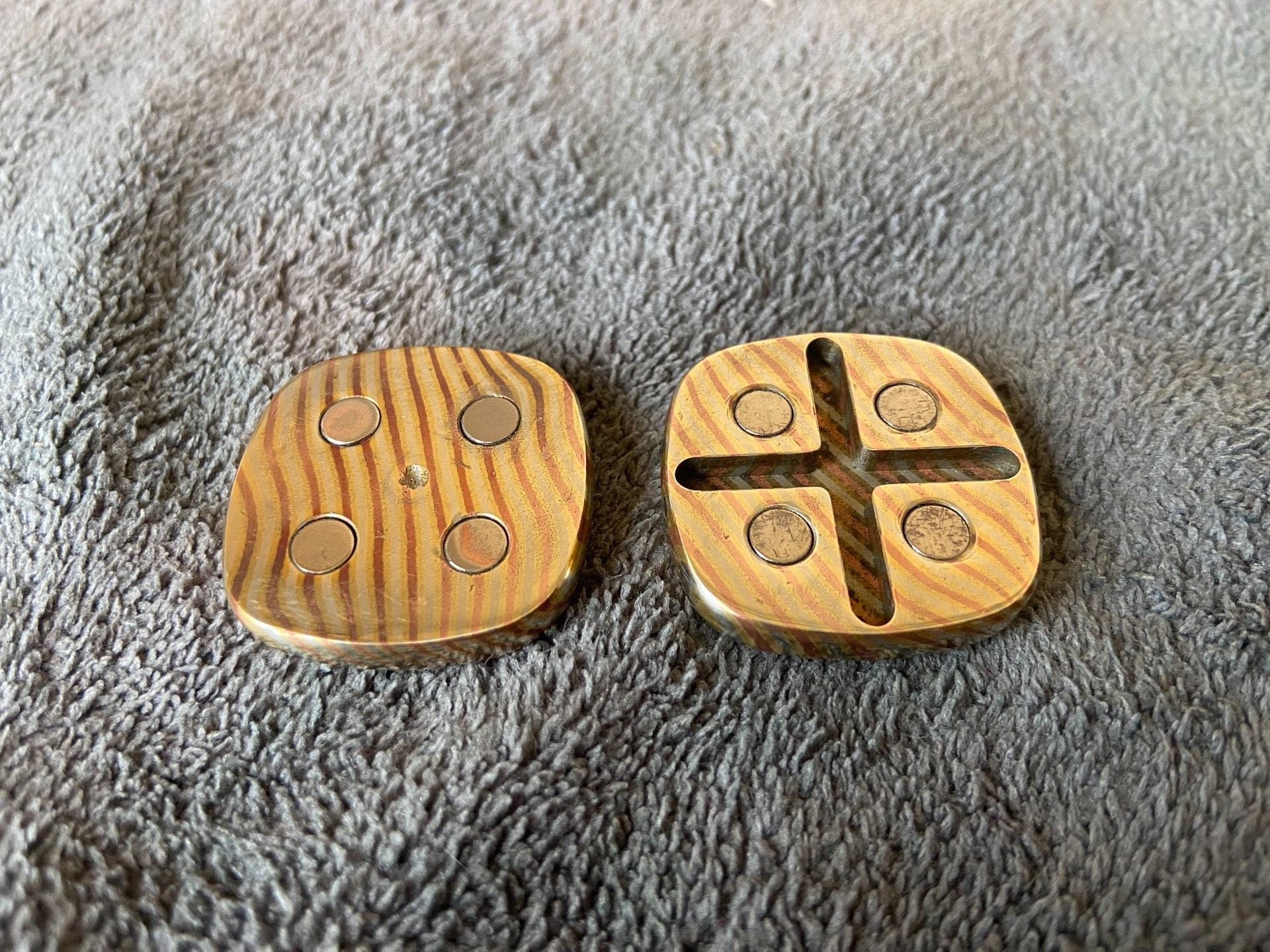 XXS Slider, Mokume