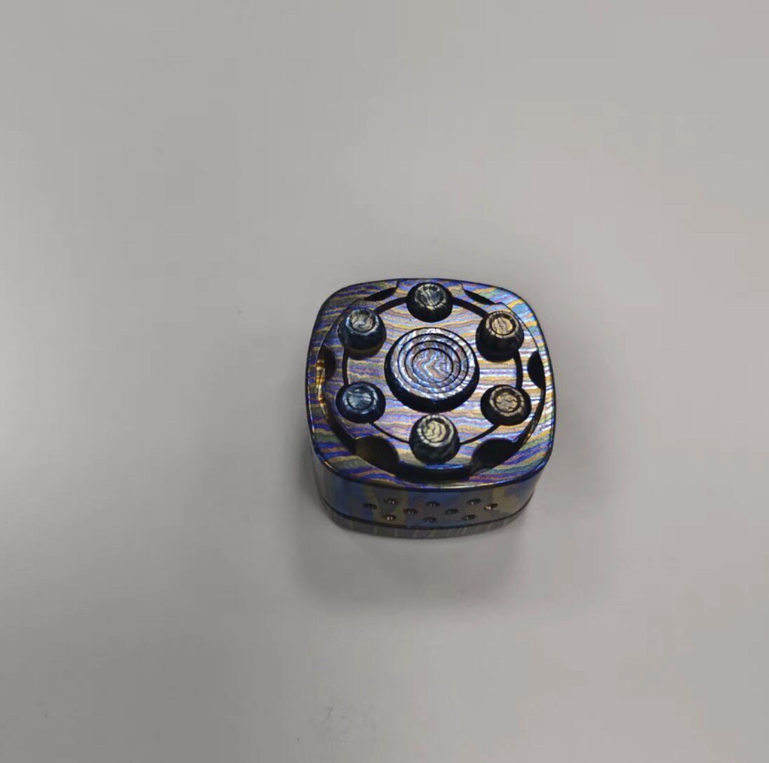 Life and Death Game Zircuti