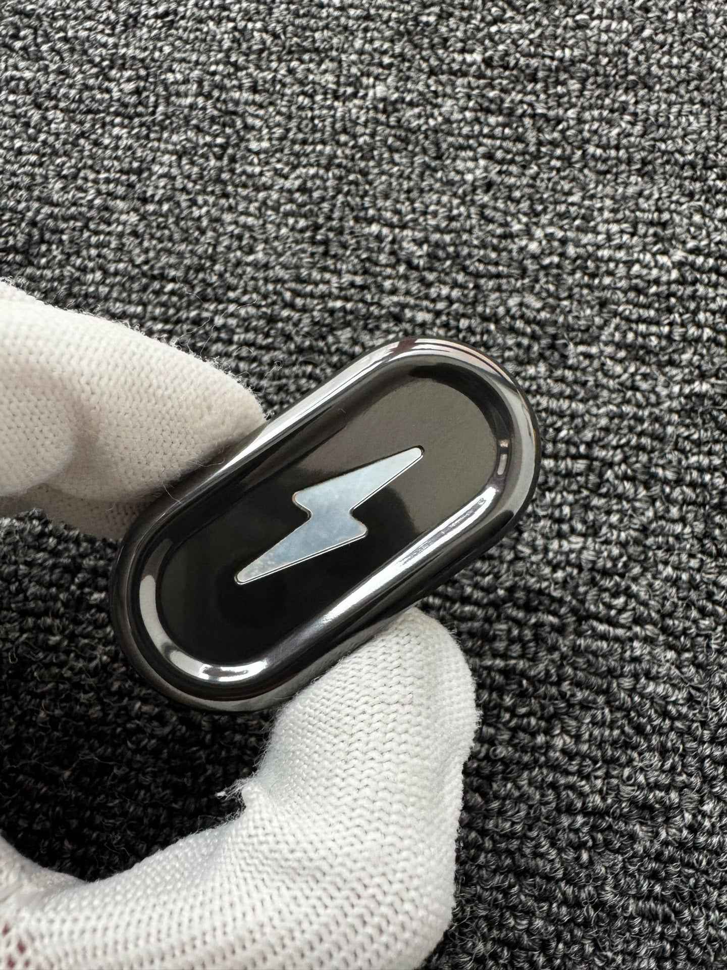 Lightning Mini Zirconium