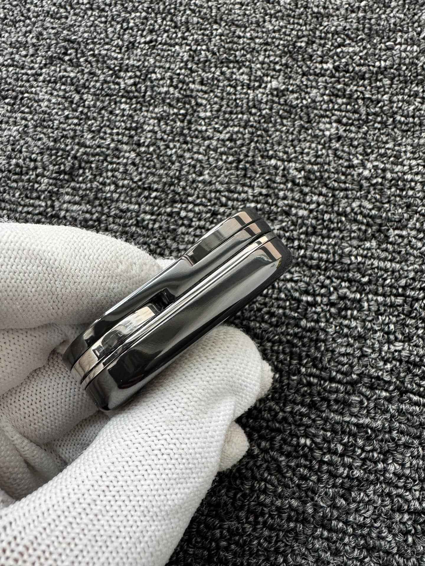 Lightning Mini Zirconium