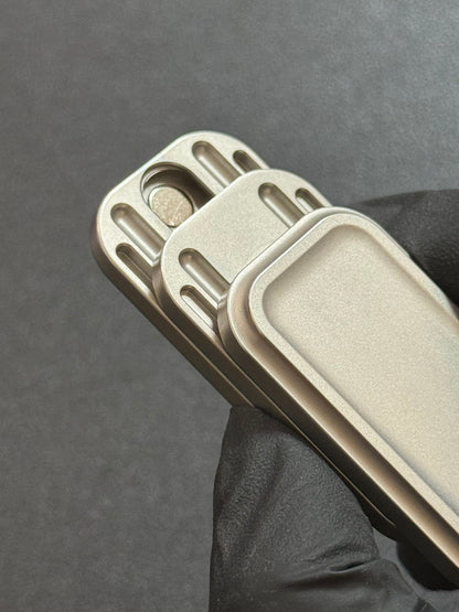 Magnet Feel Stainless Steel