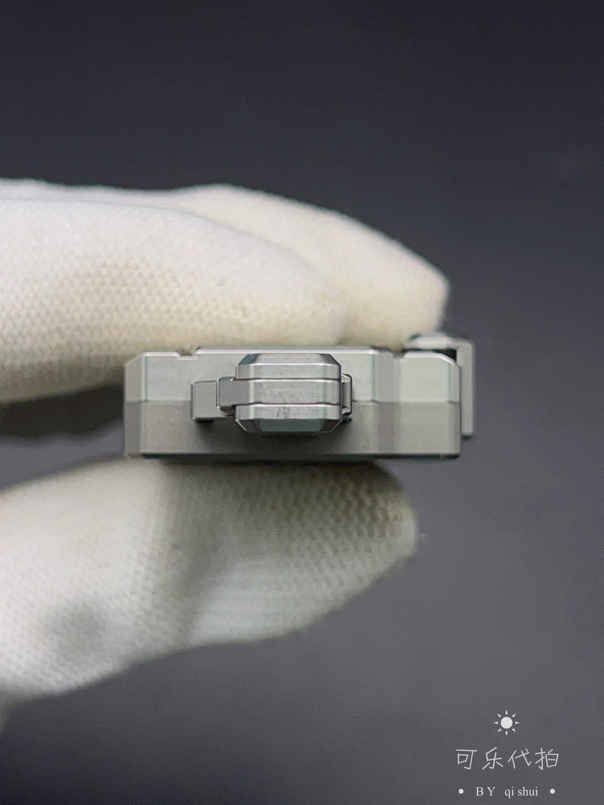 Sky Breaker Stainless Steel