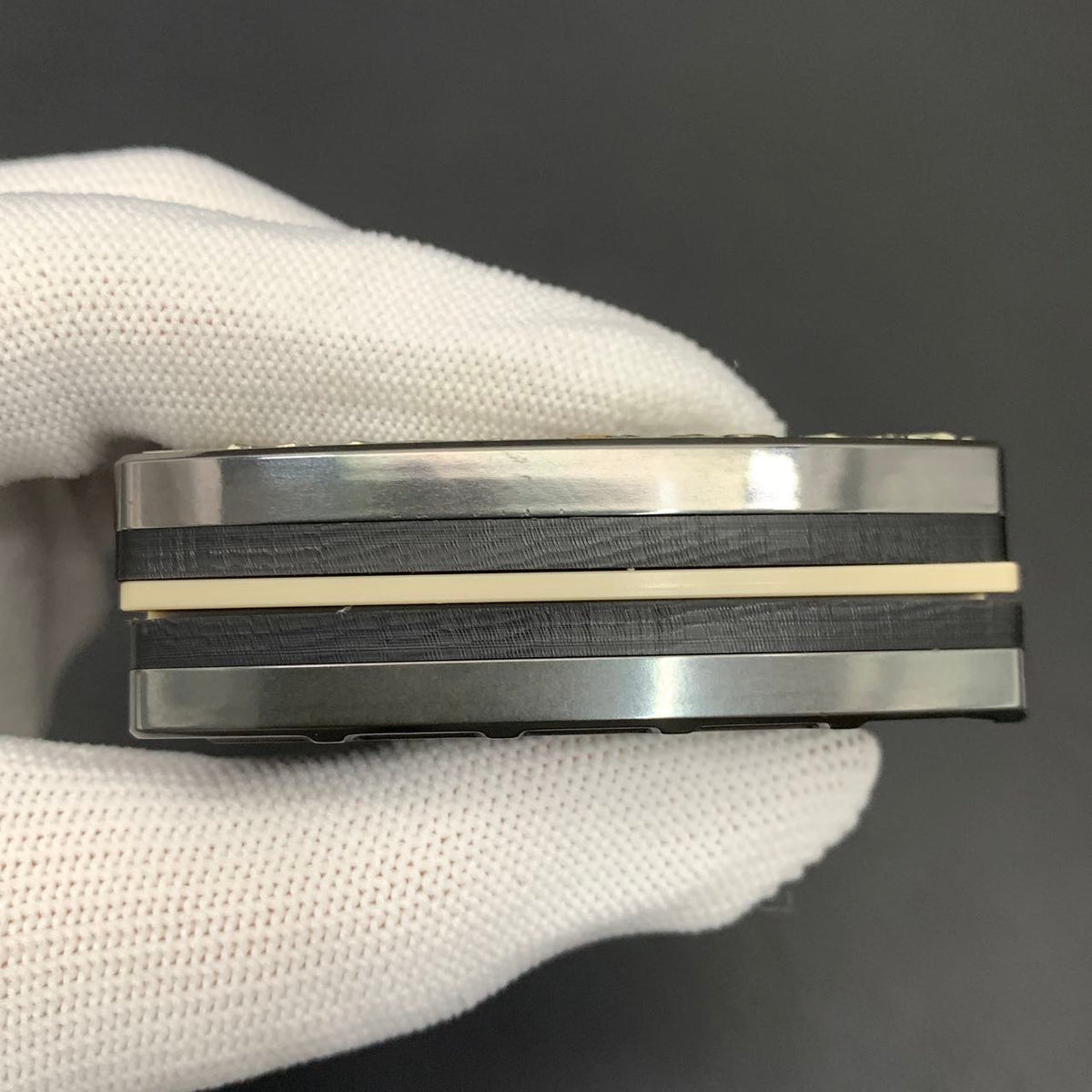 Dead Gun Zirconium
