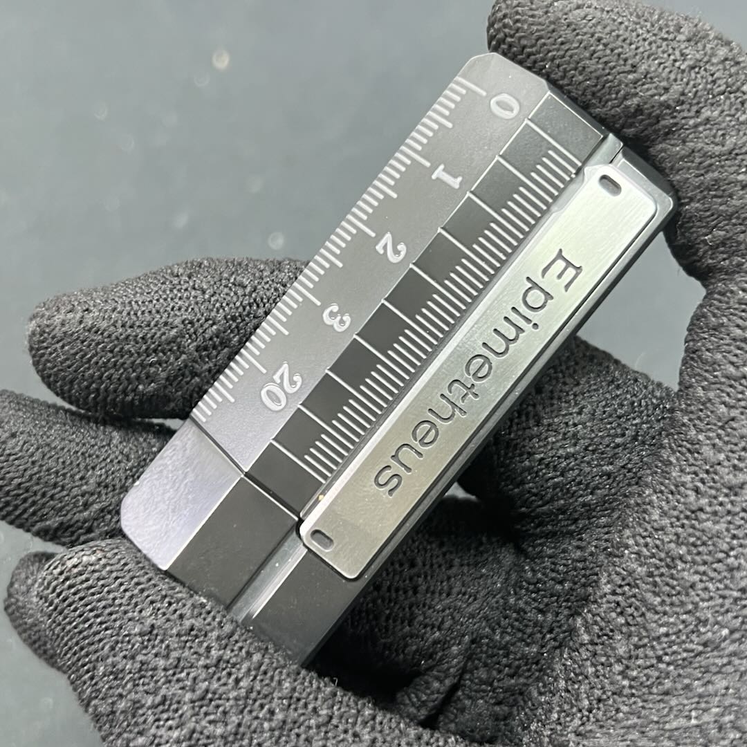 Quirky Ruler Zirconium