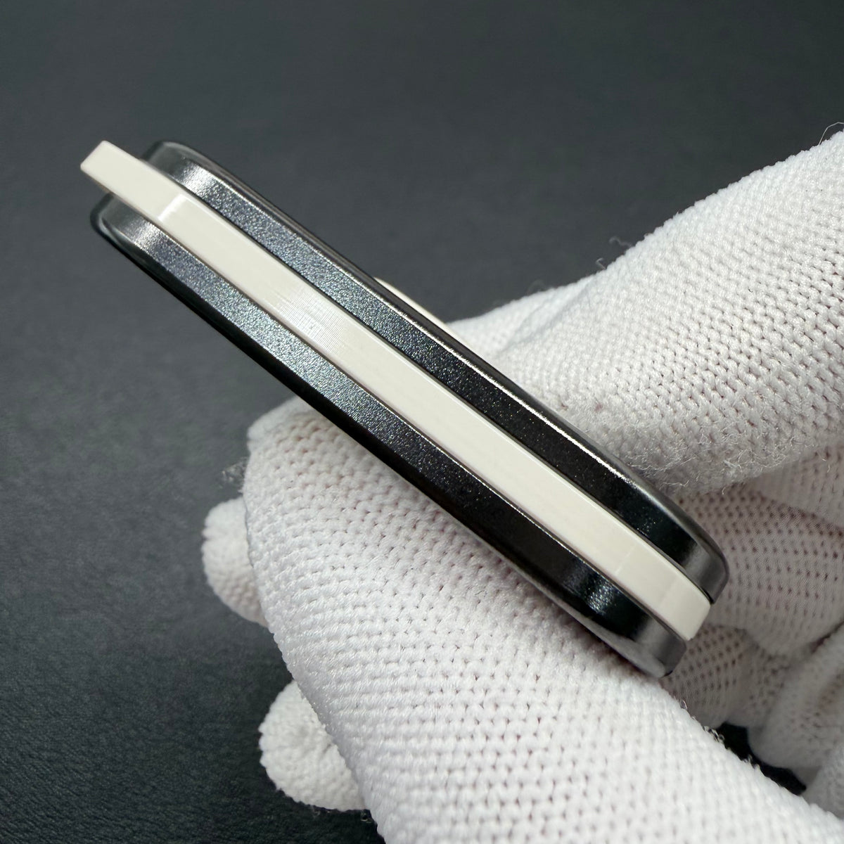 Kong Zirconium