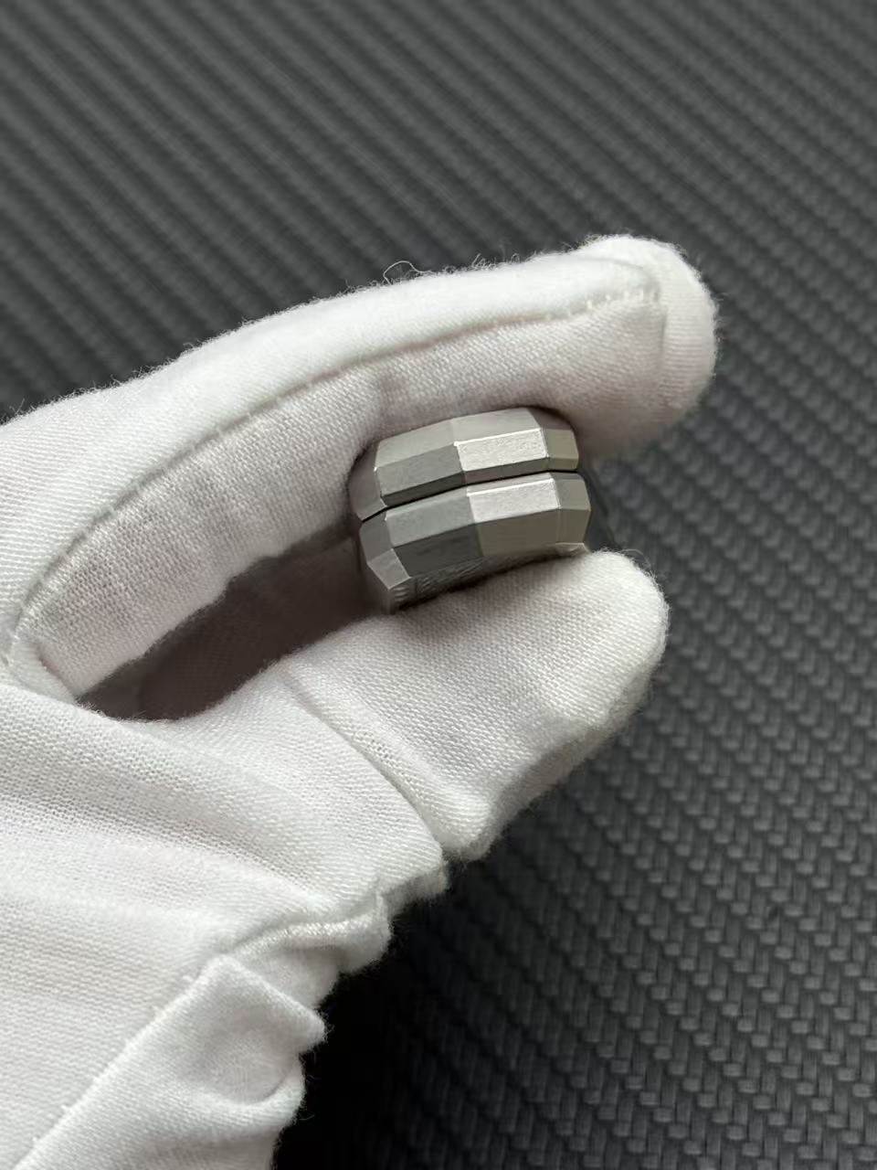 Monolith Stainless Steel