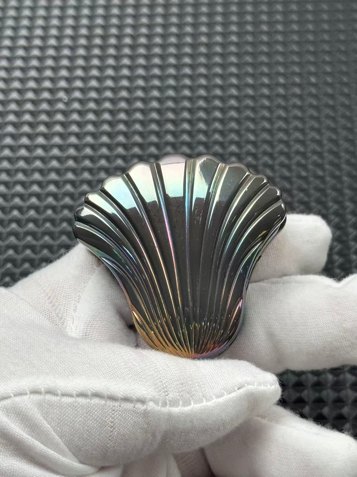 Balled Shell Zirconium