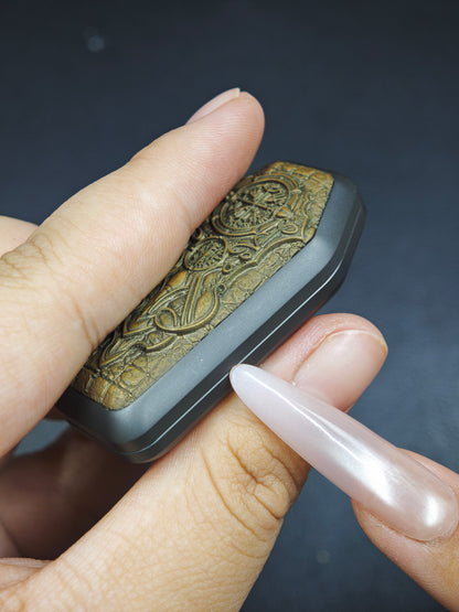 Guan Tui Zirconium