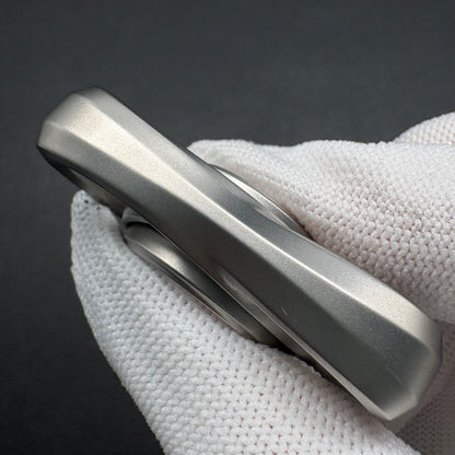 Loop Stratus Stainless Steel