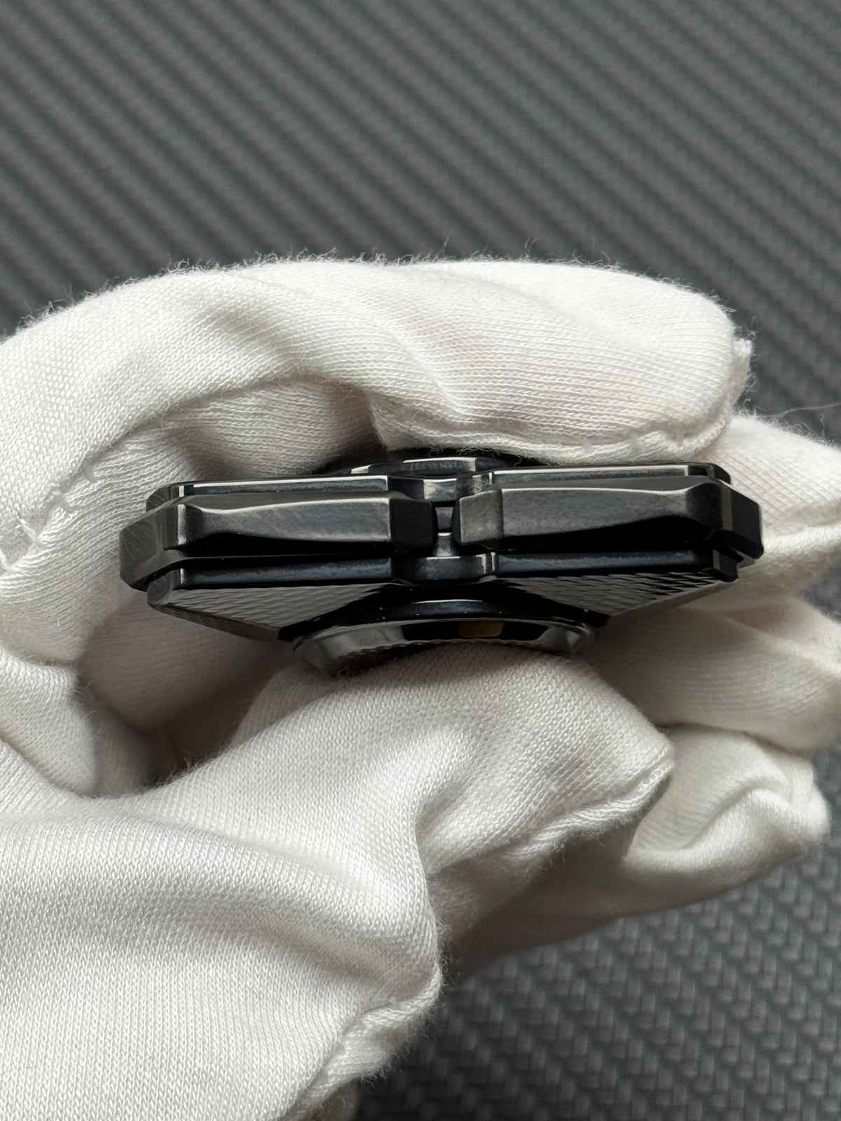 Qs Titanium