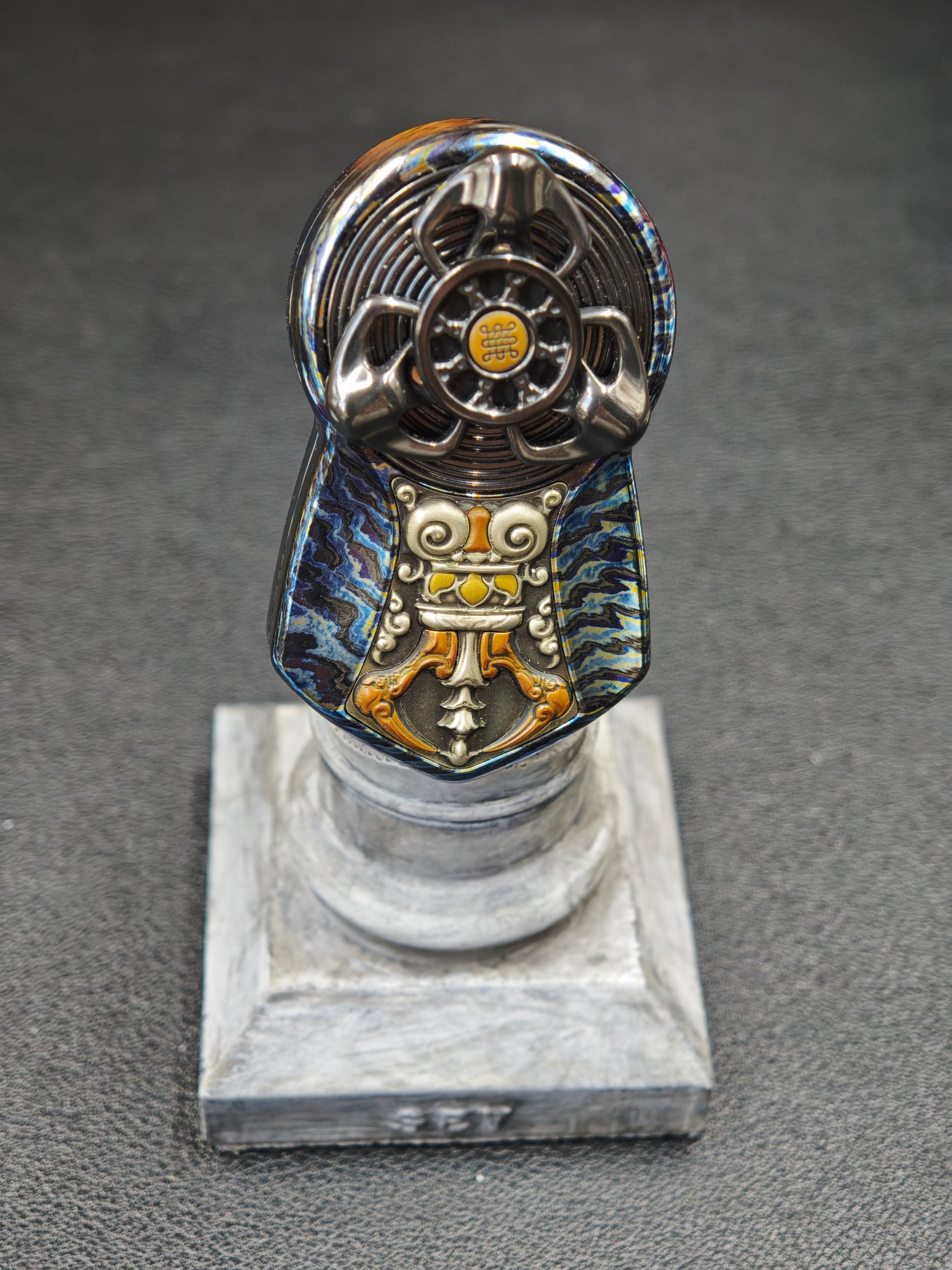 Demon Subduing Vajra Armor Garuda Zircuti