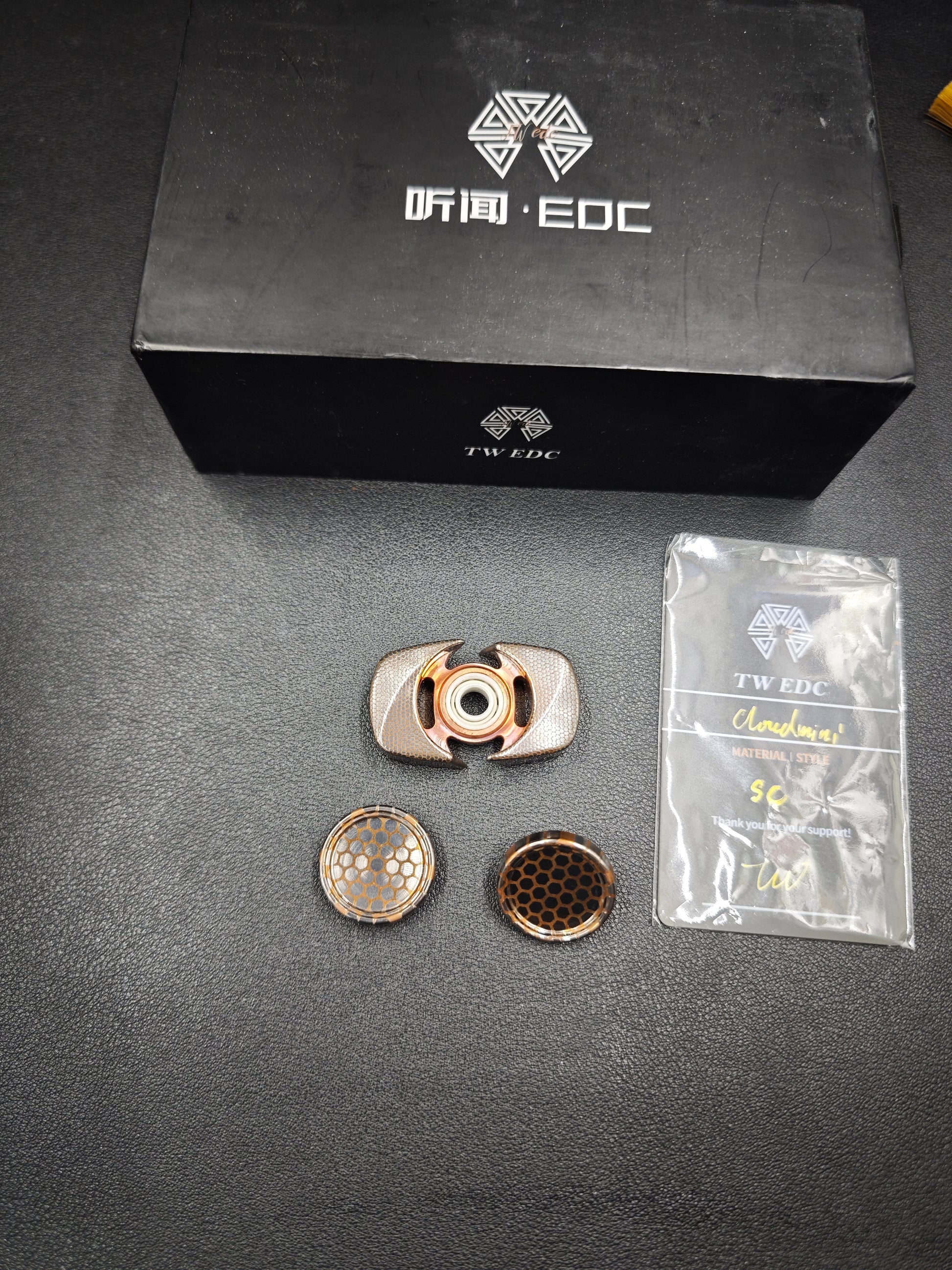 Spinner Superconductor