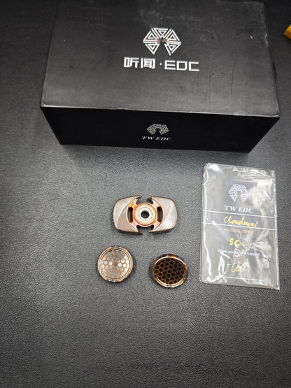 Spinner Superconductor