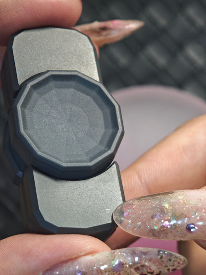 N7 Zirconium