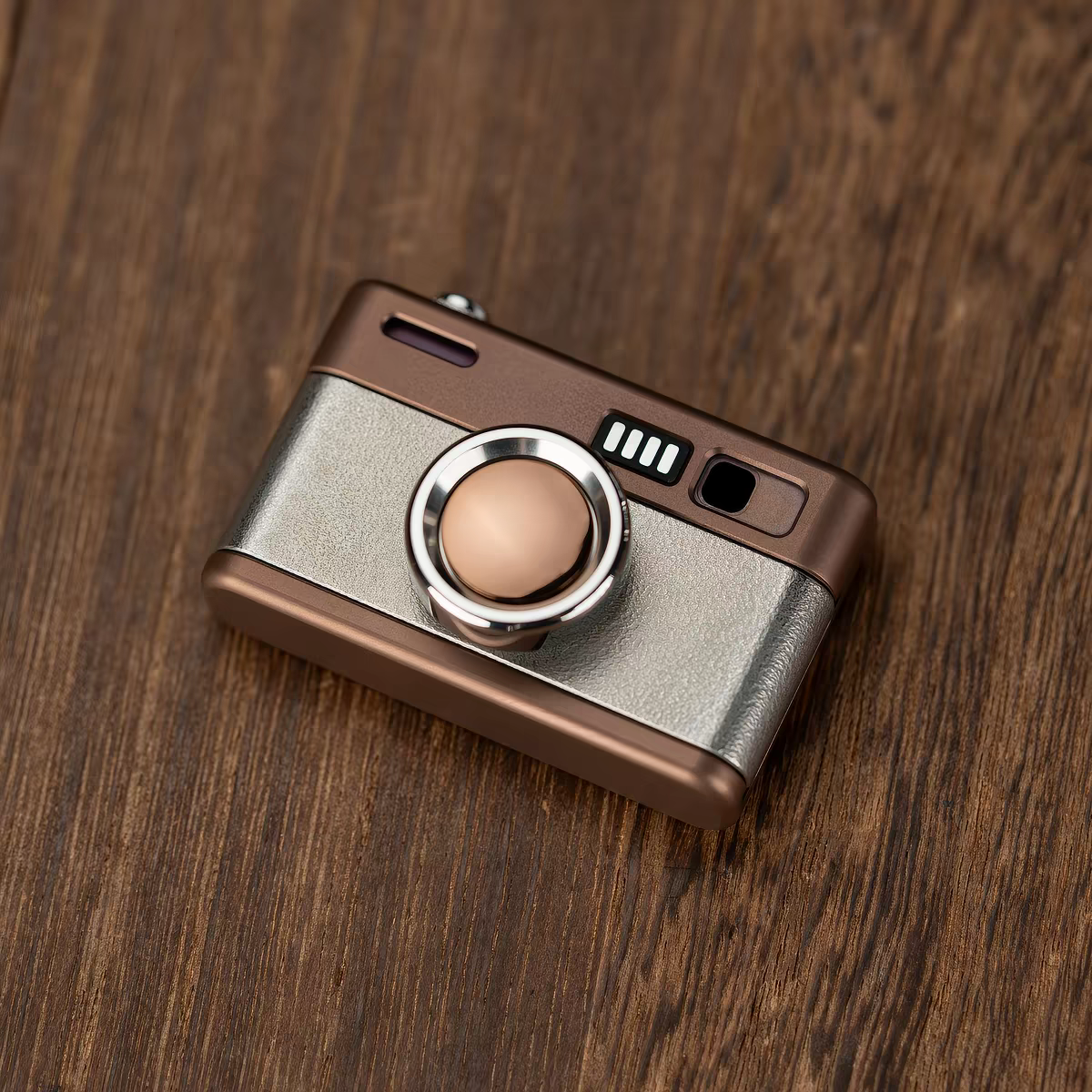 Camera M Titanium