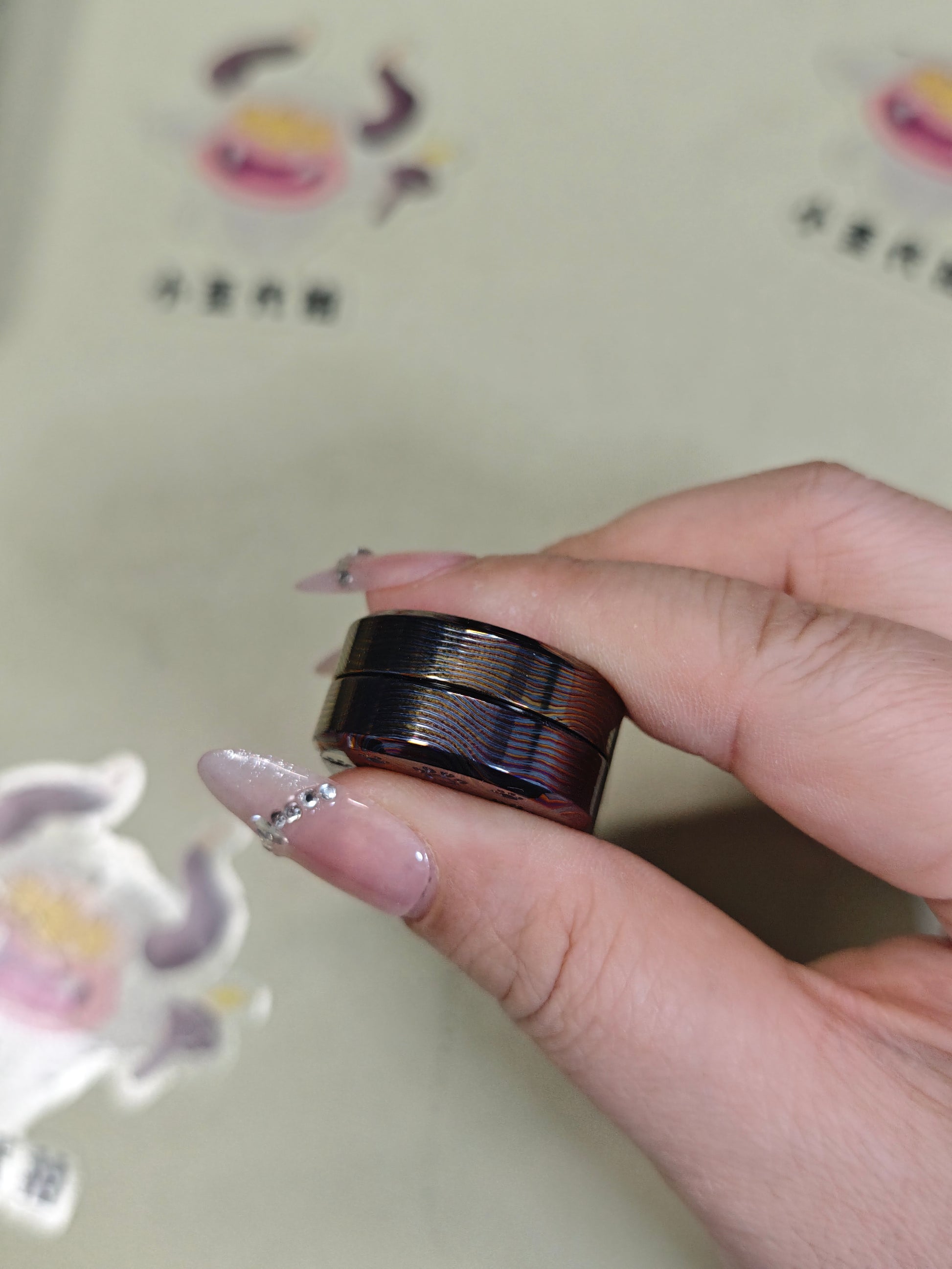 F2.9 Zircuti