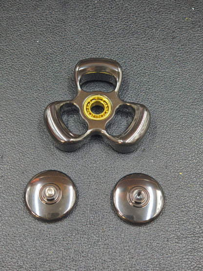 Three-Leaf Horizon Zirconium