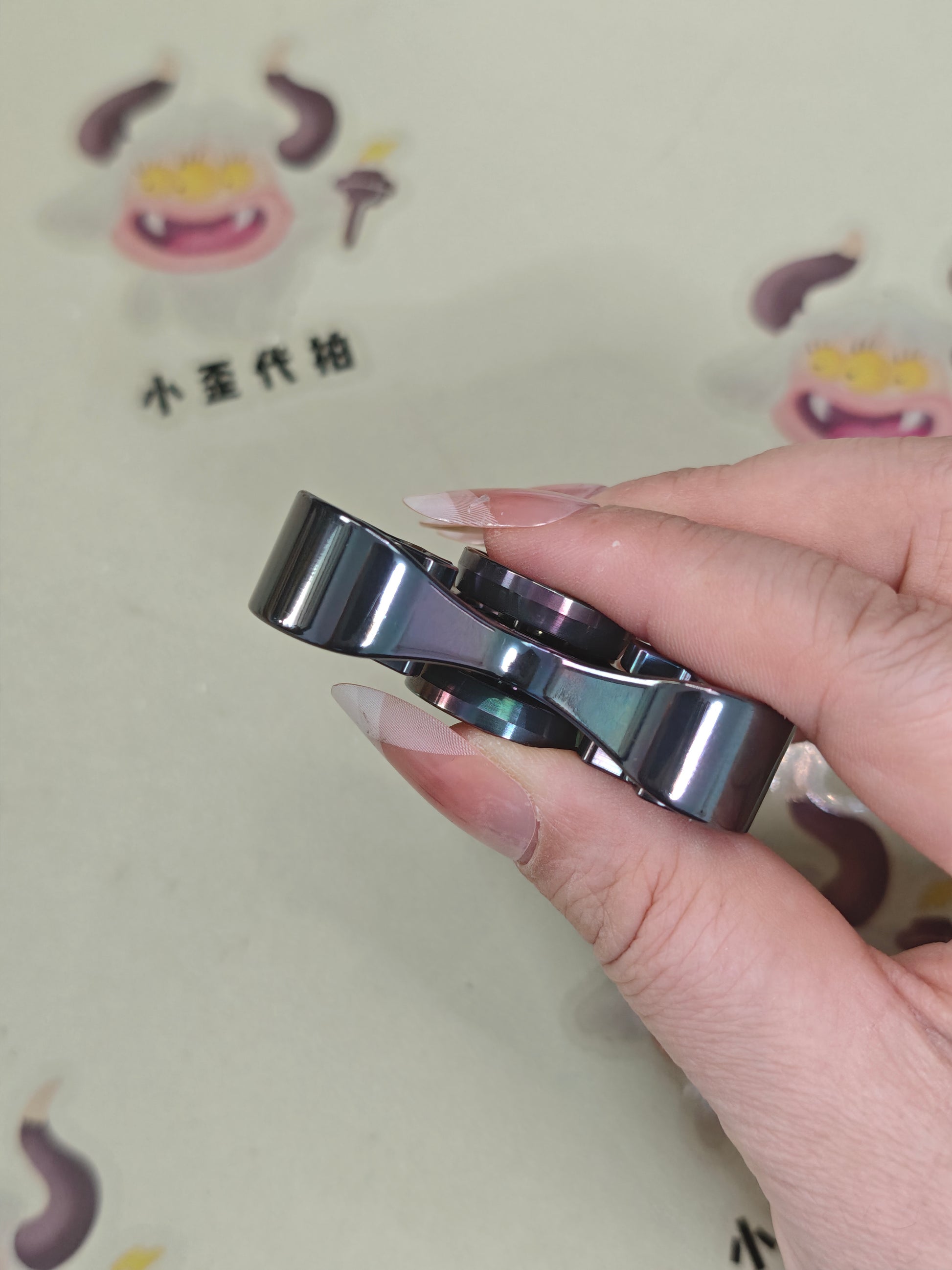 Flyer Zirconium Oil Slick
