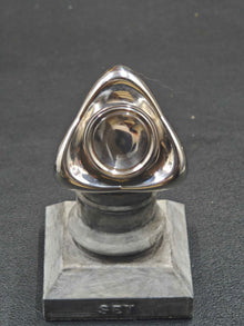 Crossing Stainless Steel Polished