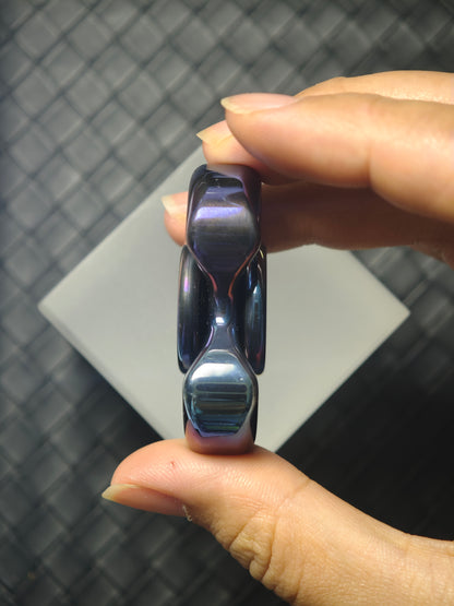 Three-Leaf Horizon Zirconium Oil Slick