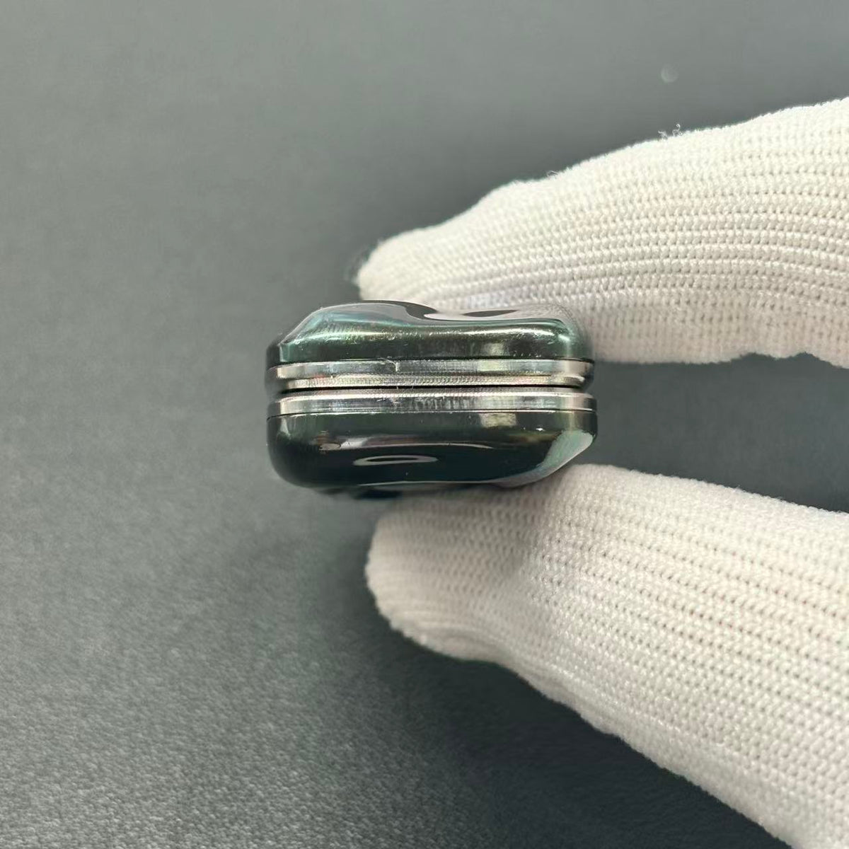 Shuriken Zirconium Oil Slick