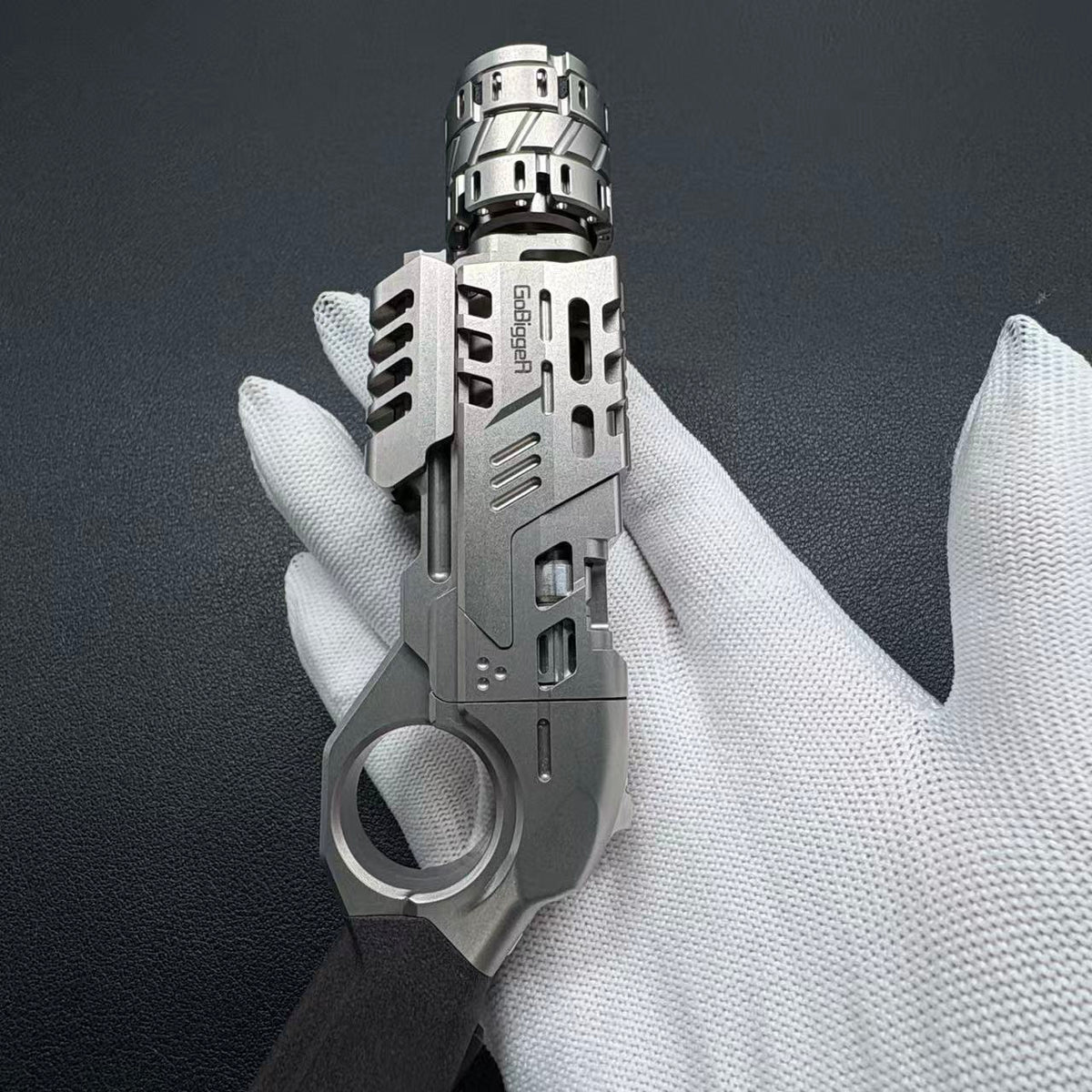 Punnk Titanium
