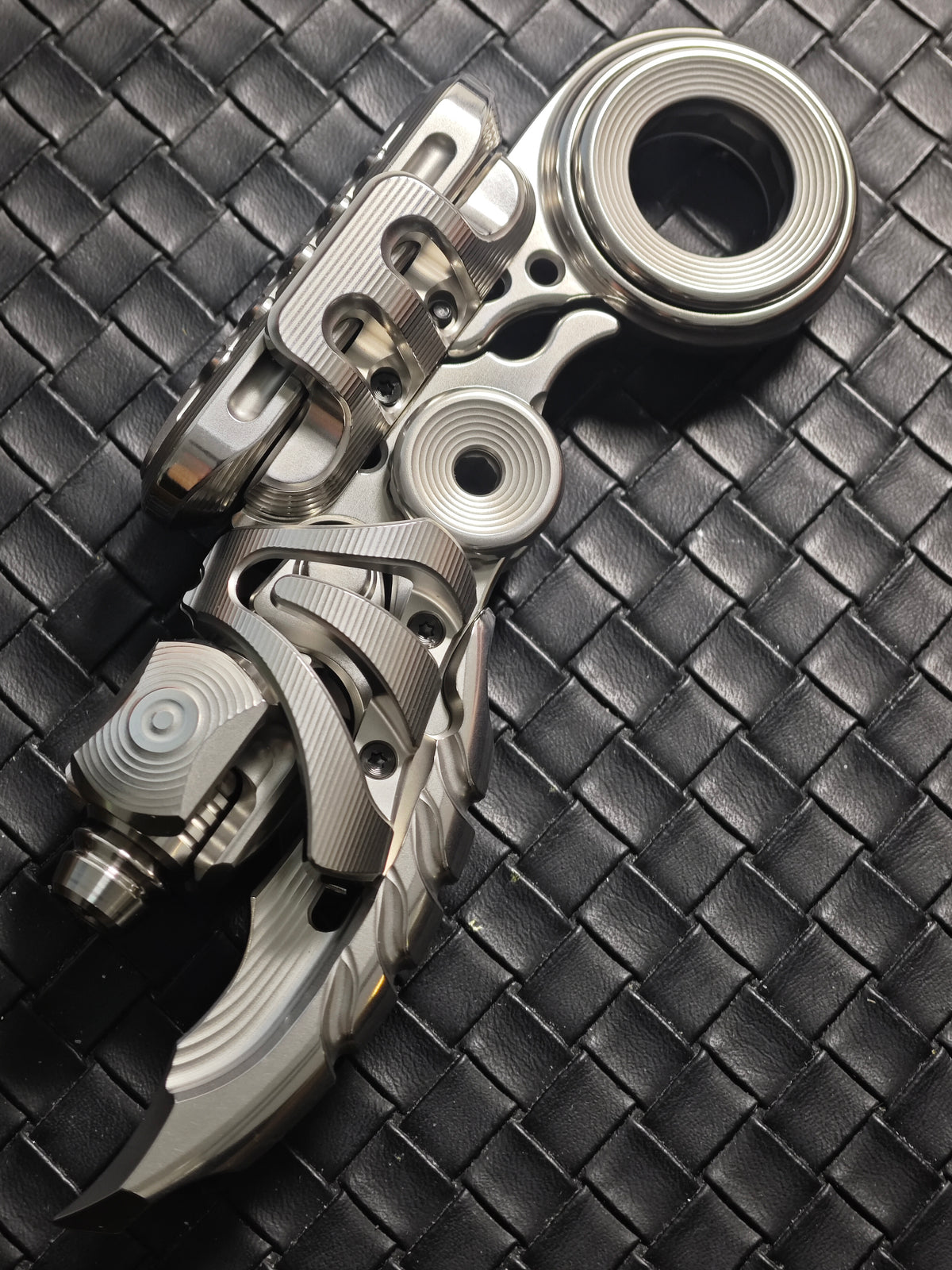 Exoskeleton Magnetic Mechanical Stainless Steel Blasted