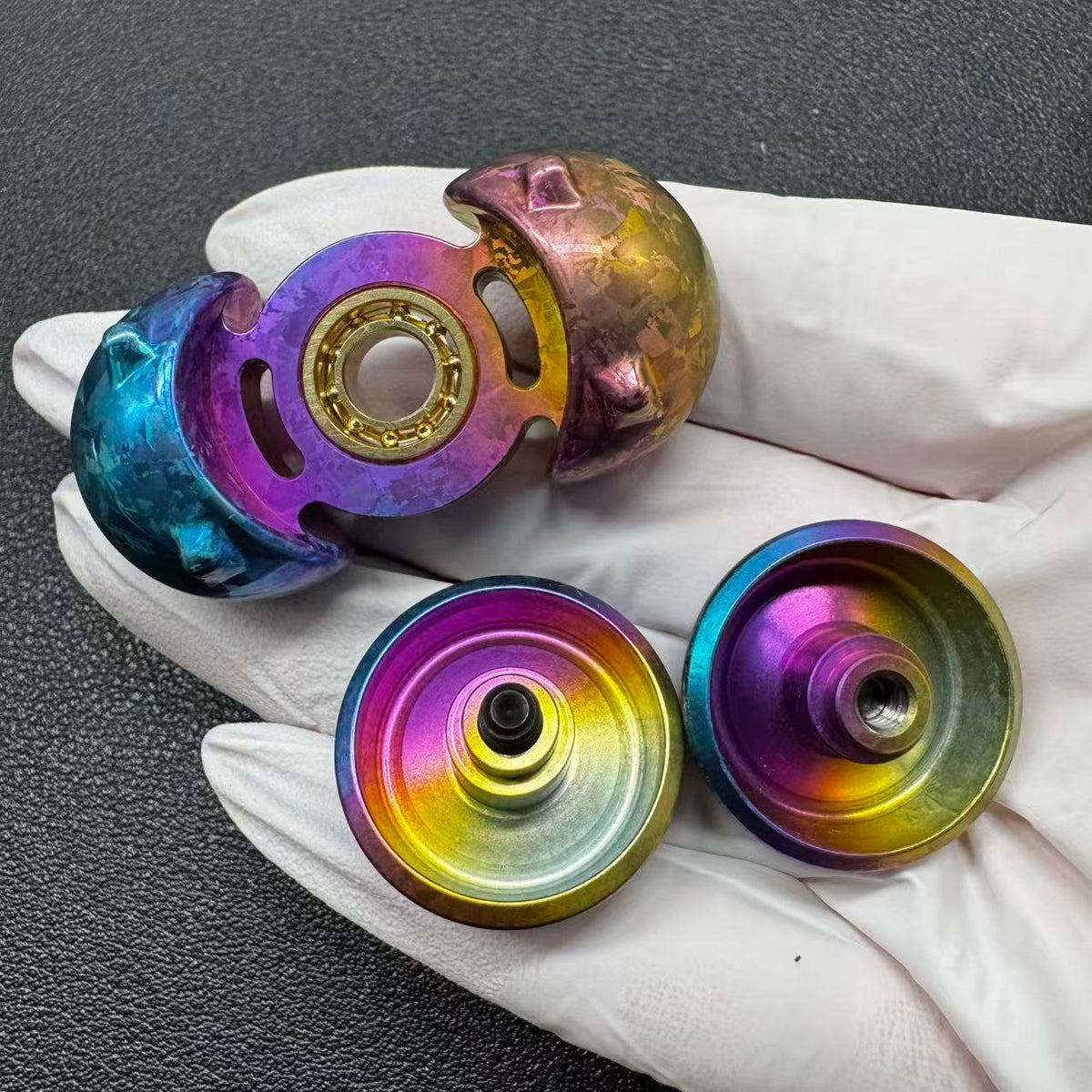 Kitty Crystallized Titanium