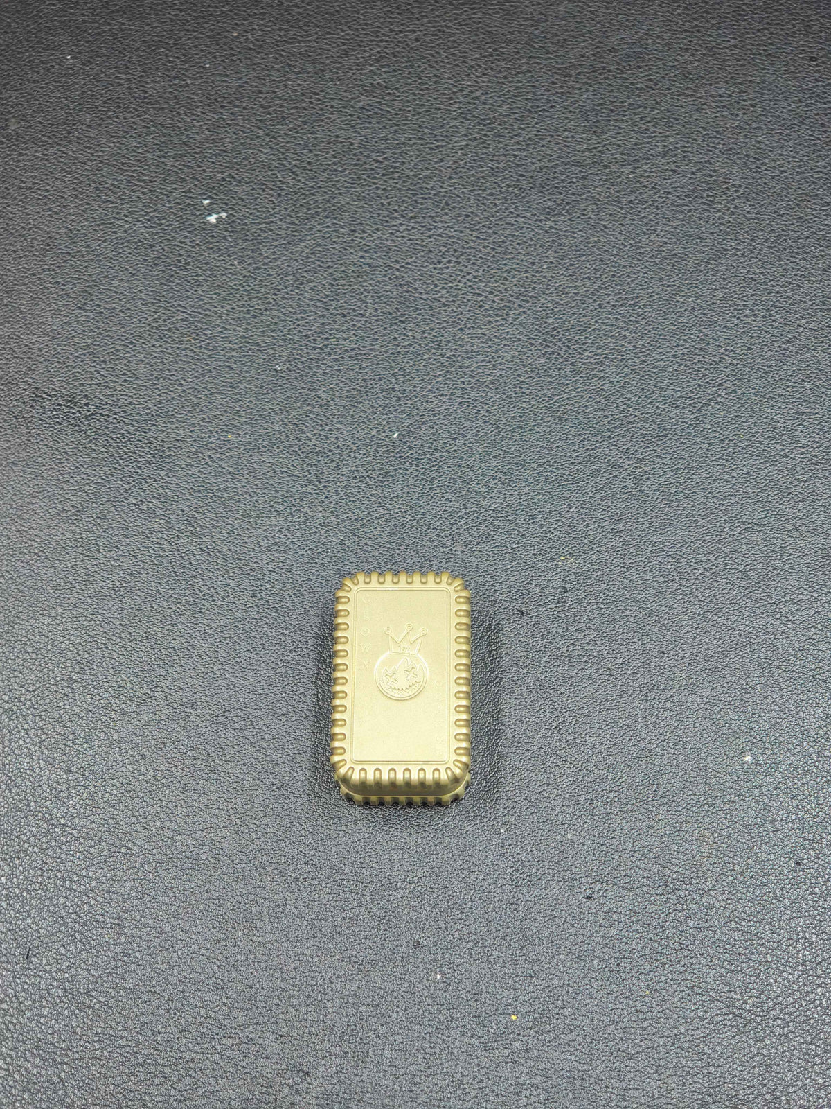 Biscuit Cupronickel