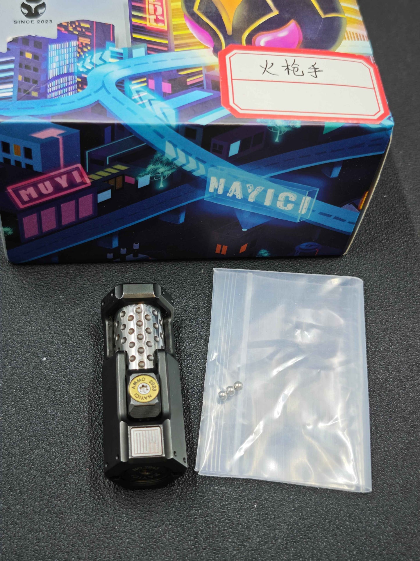 Musketeer Stainless Steel Titanium