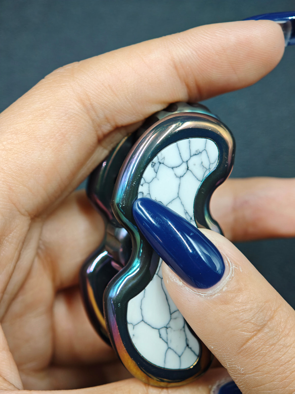 Gallop Zirconium Oil Slick