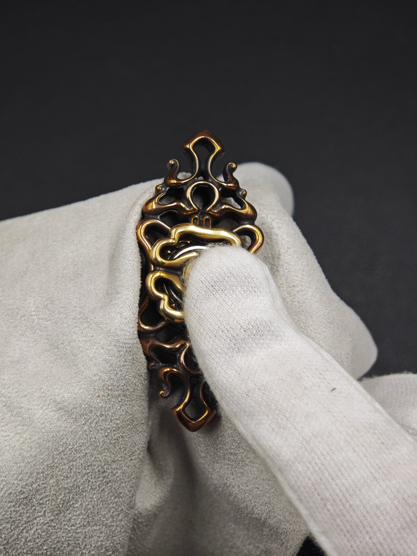 Flowing Cloud Brass