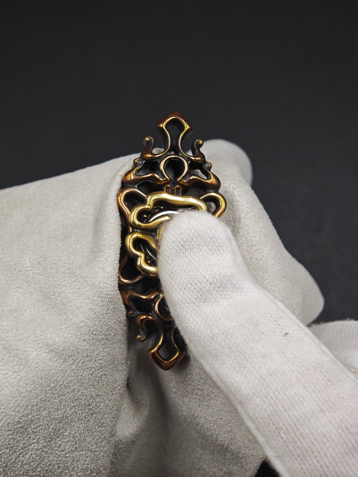 Flowing Cloud Brass