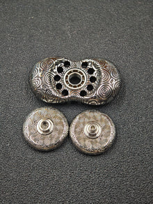 Two-Leaf Cell Damasteel