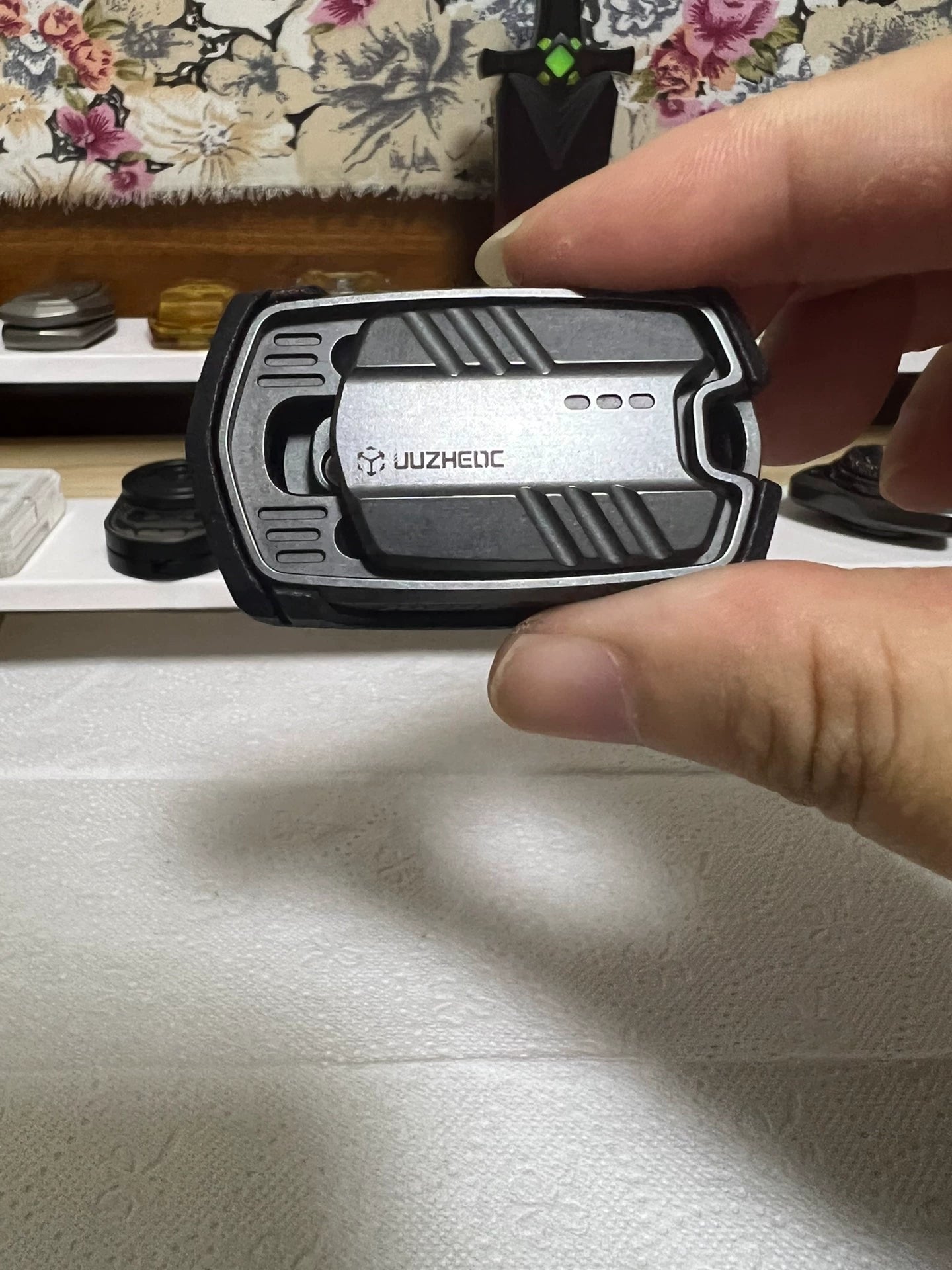 Thousand machines Zirconium