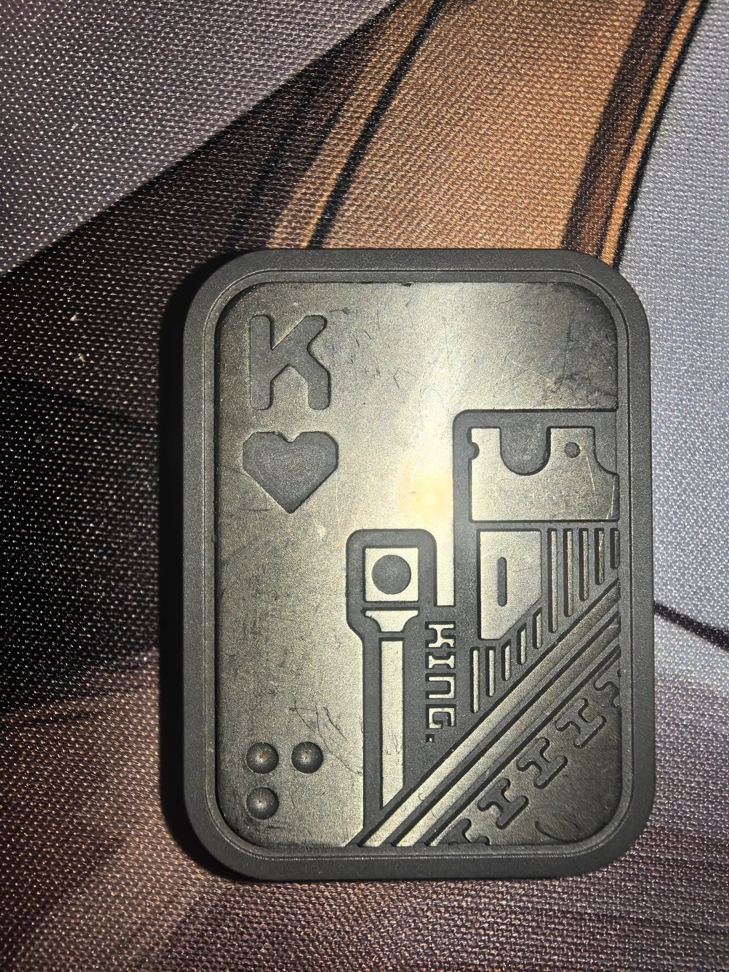 Poker Shuffle Zirconium