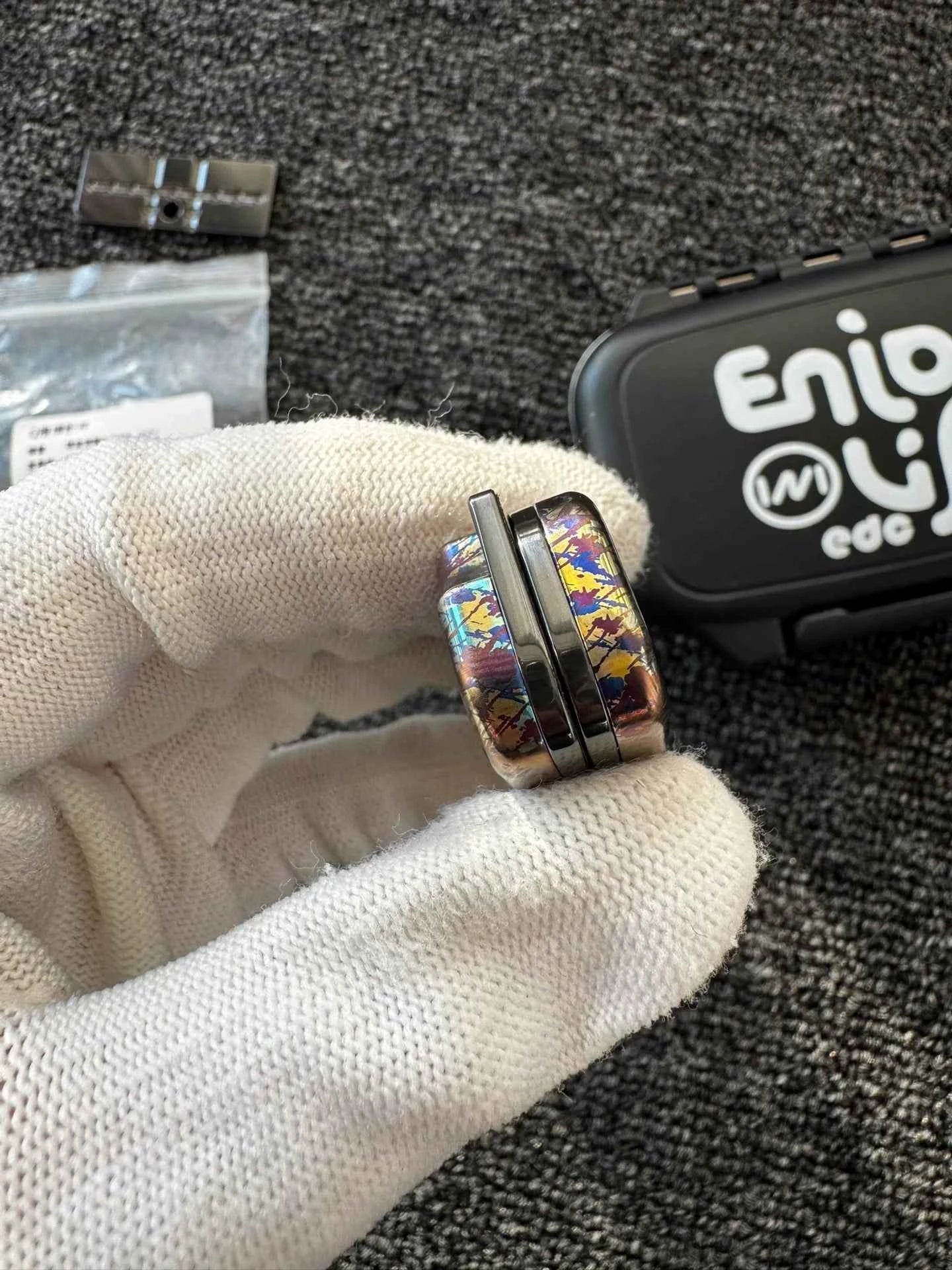 Q Mechanical Titanium